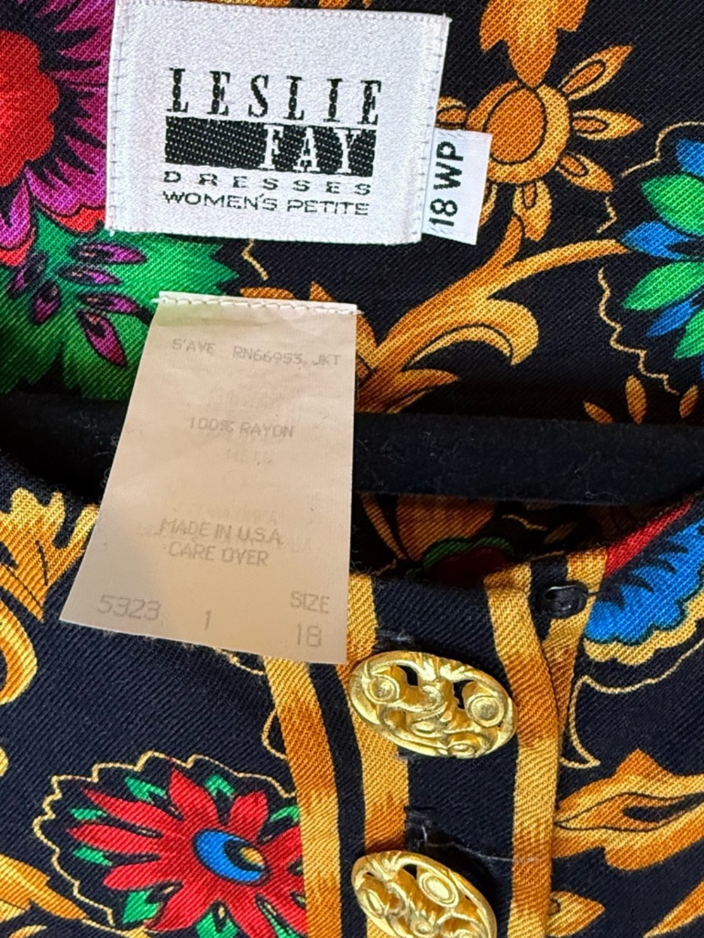 Vintage 80’s Leslie Fay Black Floral Baroque-Print Jacket - Picture 4 of 5